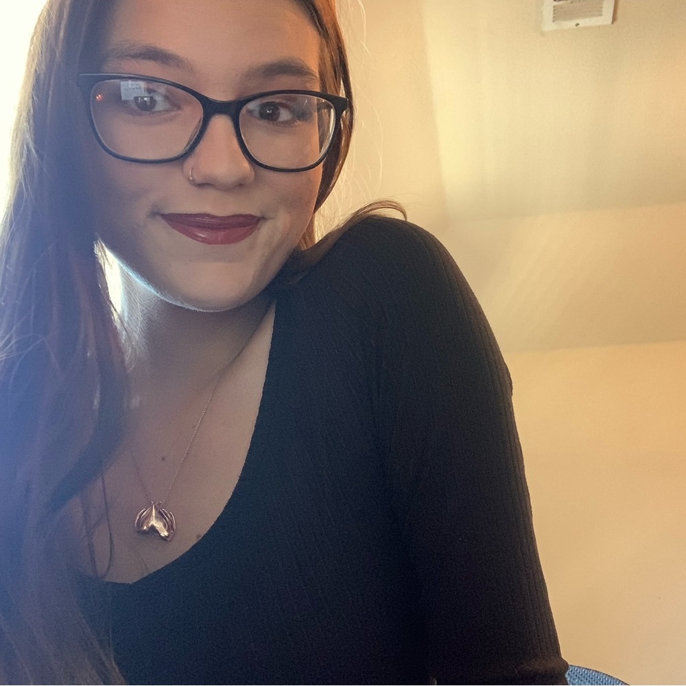 Meet your Posher, Rebekah